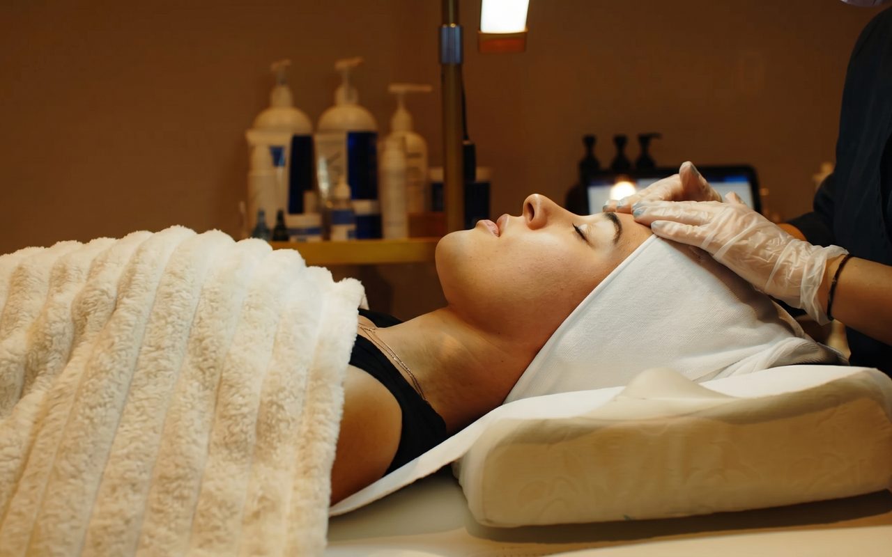 AI skin analysis at the start of a HydraGlass facial at Waldor Clinic, London
